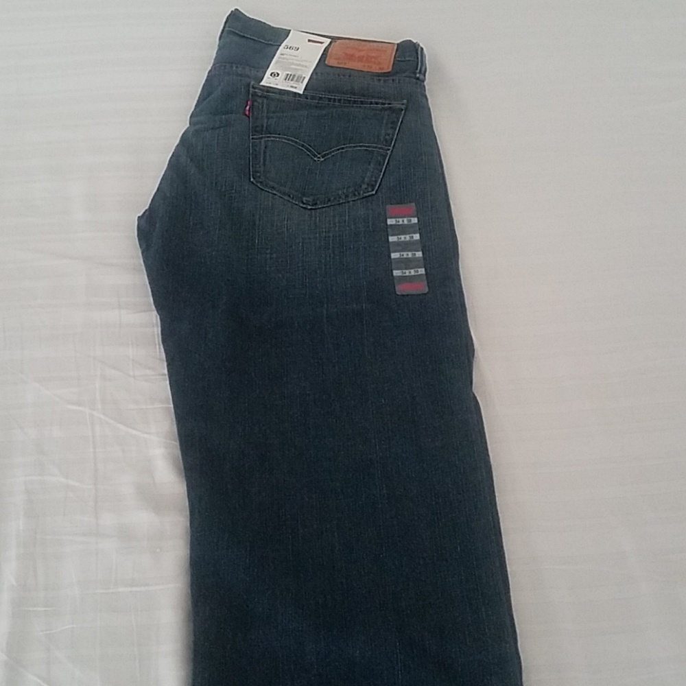 Jeans - Picture 1 of 3
